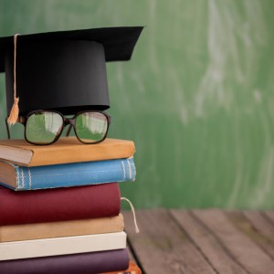 «Mama, jadę studiówać do innego miasta!»: jak policzyć budżet studentowi na pierwszy rok studiów