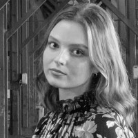 Aleksandra *.