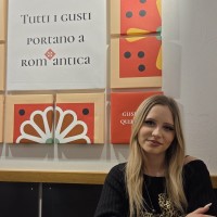 Nadia Nowak  korepetytor  Języka angielskiego online