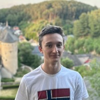 Maciej J.